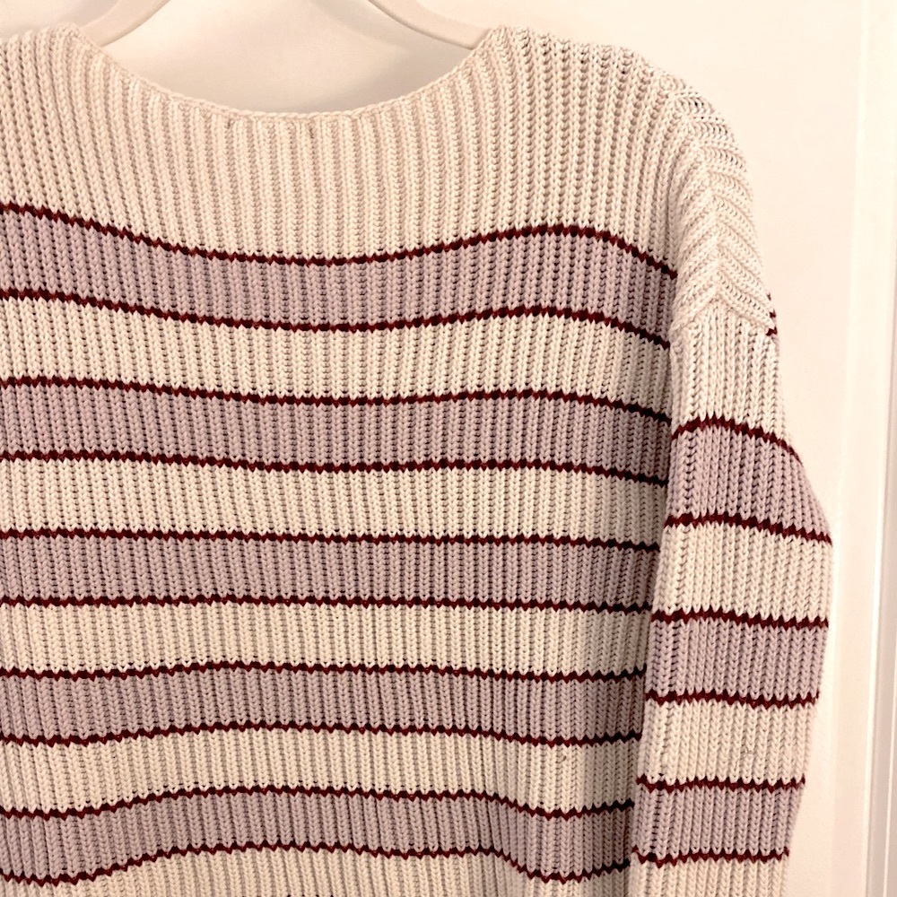 Pull over sweater